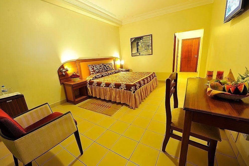קיגאלי Hotel Chez Lando מראה חיצוני תמונה